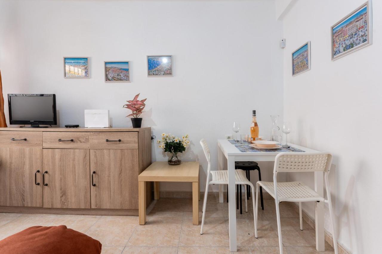 Malagasuite City Center Torremolinos Exterior photo